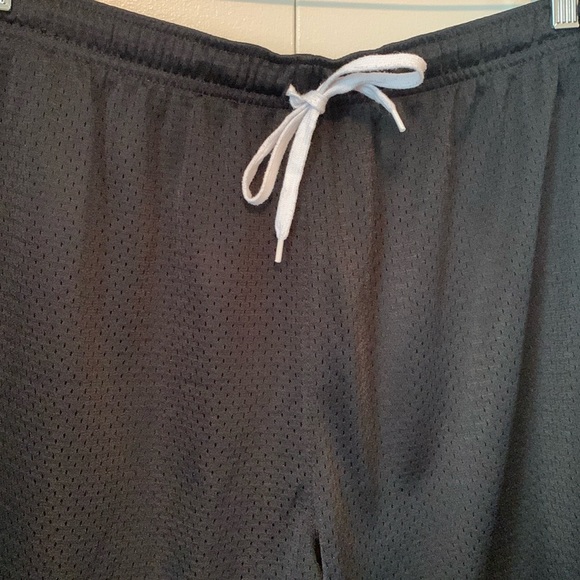 Nike Vintage Y2K Mesh Swoosh Men’s Basketball Shorts Size Large - Picture 3 of 7